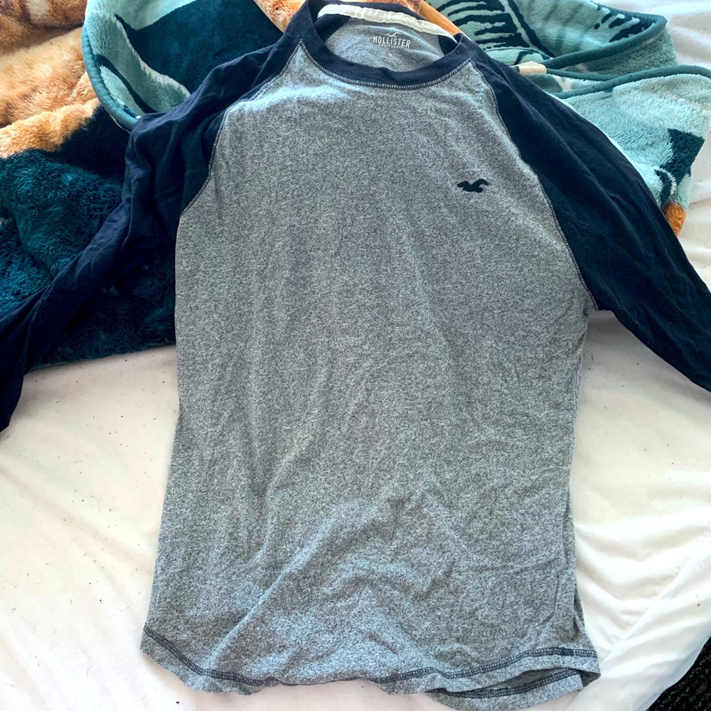 Long Sleeve Men’s Hollister T-Shirt